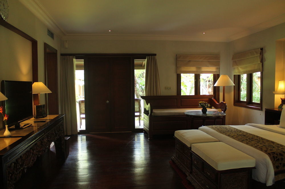 Laras Asri Resort & Spa Salatiga Exterior photo